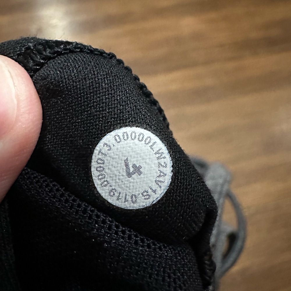 Lululemon Energy Bra *Long Line Heathered Black W2AV1S luxtreme material size 4 - Picture 4 of 5